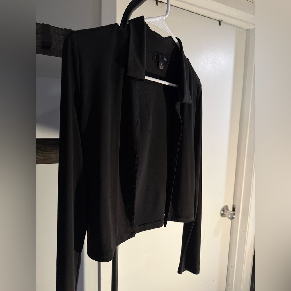 🚨PART OF 4 for 20🚨 Faded Rose Black throw over / cartigan Medium